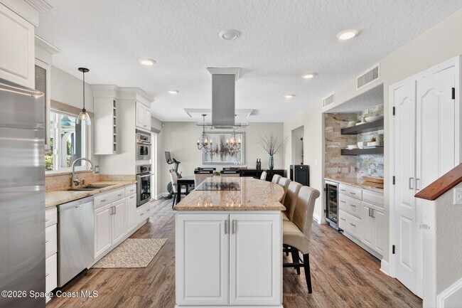 Building Photo - 244 Andros Ave