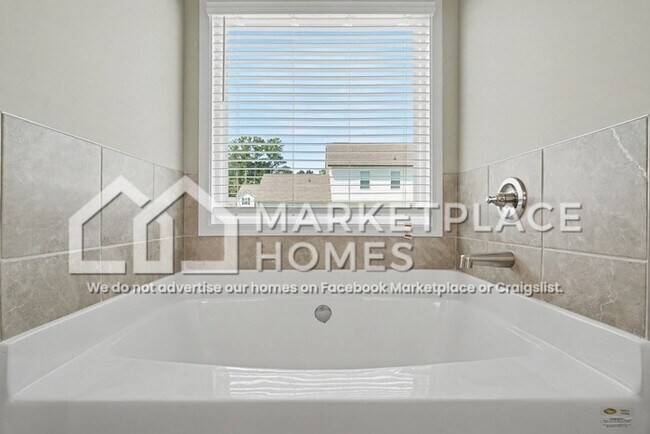 Building Photo - 300 Bertha Honey Stewart Dr