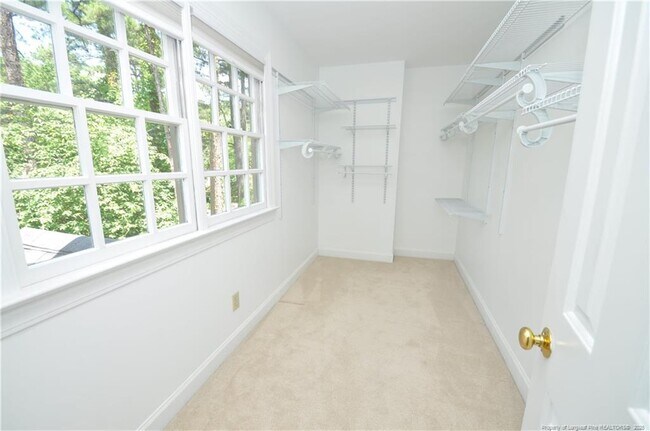 Building Photo - 6121 Chowning Ct