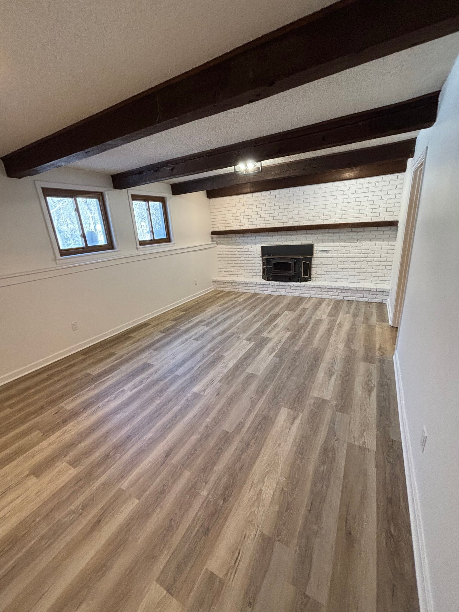 Building Photo - 607 Spruce Ave