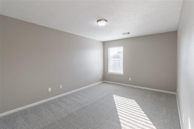 Building Photo - 2519 Flycatcher Cove Dr