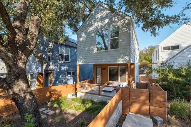 Building Photo - 3109 Aldwyche Dr