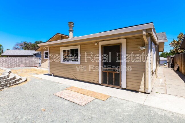 Building Photo - 322 Sweeney Rd