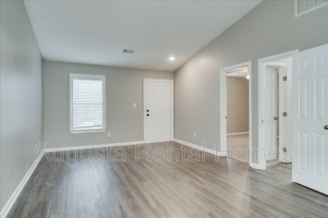 Building Photo - 4035 Calypso Dr