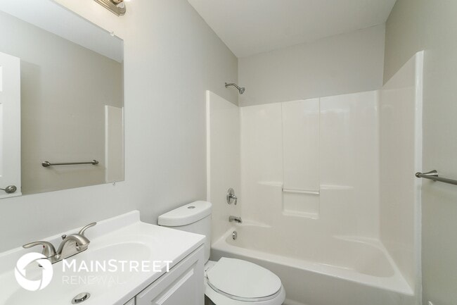 Building Photo - 10714 English Oak Ct