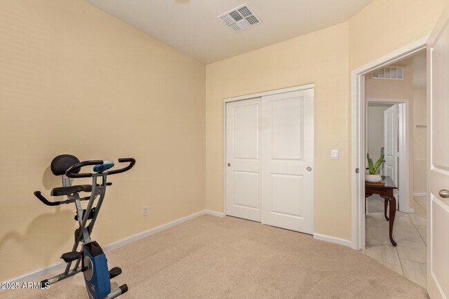 Building Photo - 25443 W Graham Trl