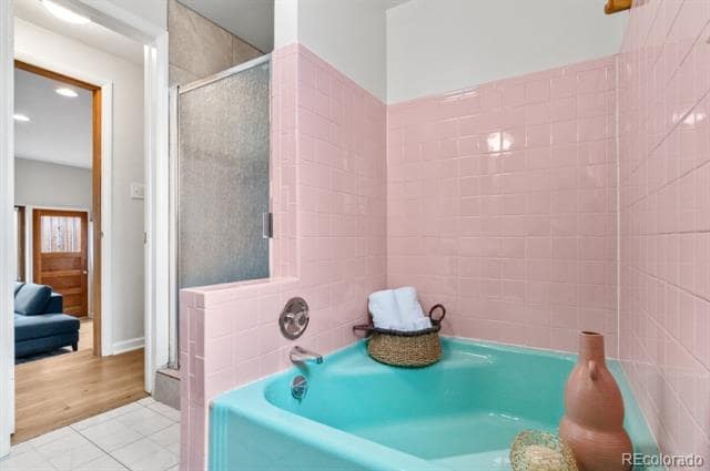 Building Photo - 2742 W Denver Pl