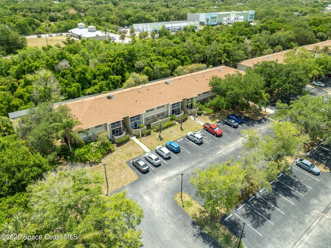 Building Photo - 1641 Sunny Brook Ln