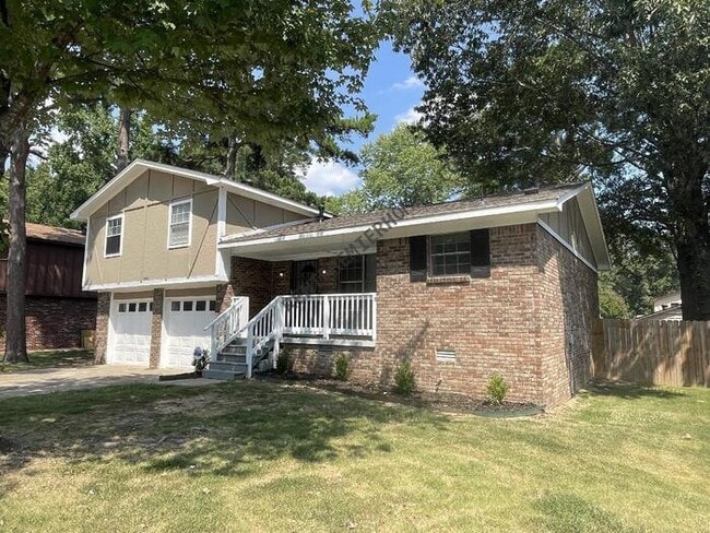 Building Photo - 10801 Excalibur Dr