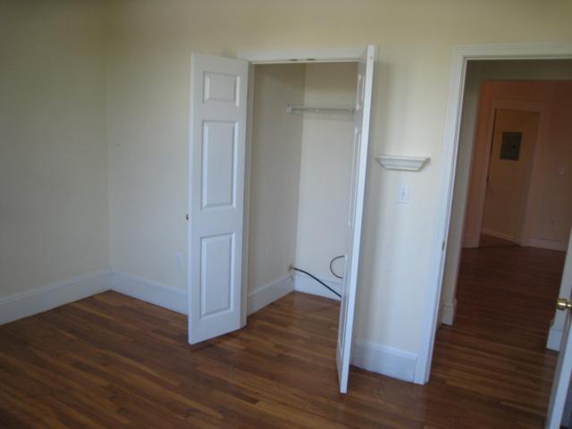 Building Photo - 66 Egmont St