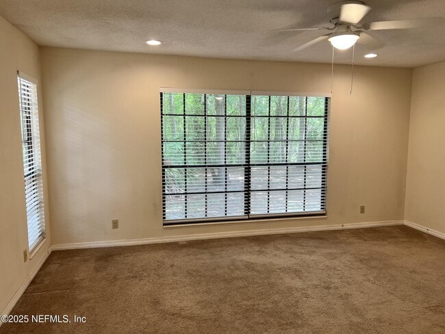Building Photo - 2867 Scott Cir