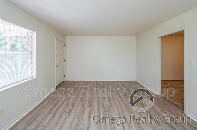 Building Photo - 2020 High School Rd