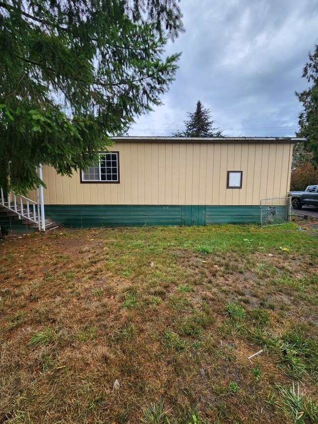 Building Photo - Lovely Home in Chehalis