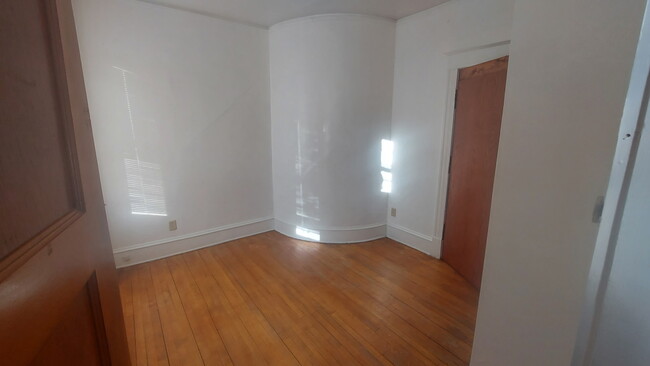 Building Photo - Prairie Rose Estate