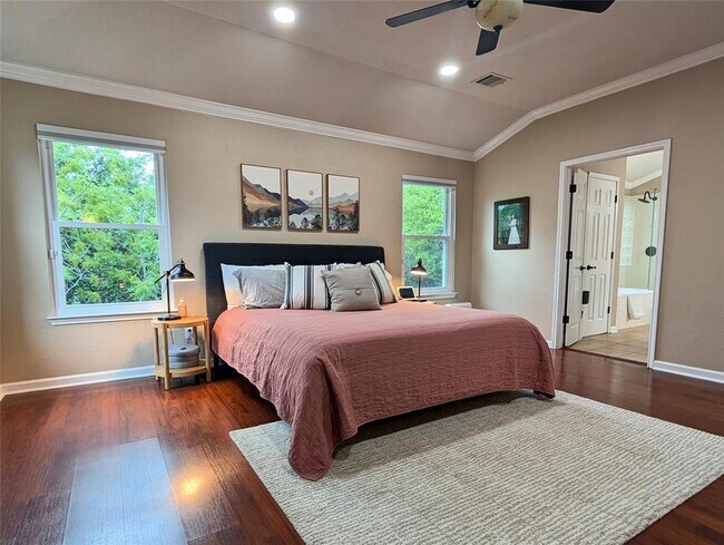 Building Photo - 14504 Templemore Cove