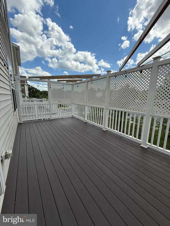 Building Photo - 7464 Wilmer Way