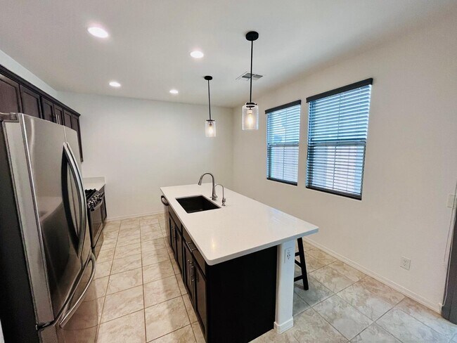 Building Photo - 14259 W Buckskin Trl