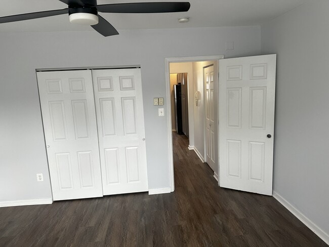 Bedroom - 50 E Washington Ln