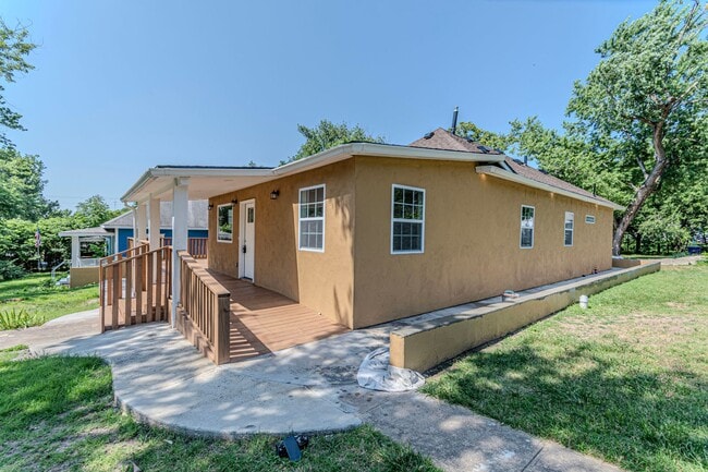 Building Photo - Please View 3D Virtual Walk-Through Before Scheduling a Showing