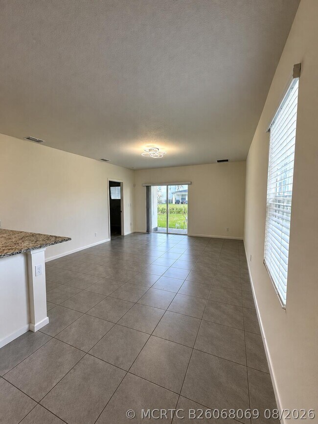 Building Photo - 12251 Nettuno Wy