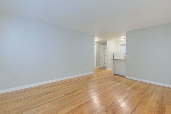 Interior Photo - Hardwood Floors, UW University District, W...