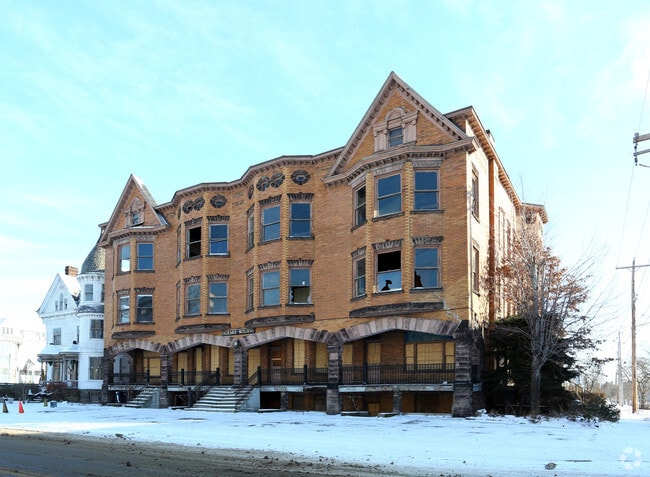 Primary Photo - Packard Building