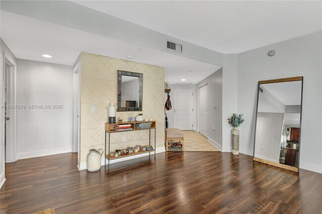 Building Photo - 1250 S Miami Ave