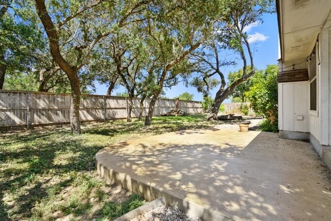 Building Photo - 1514 Royce Ln