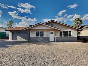 Building Photo - 1211 W Elna Rae St