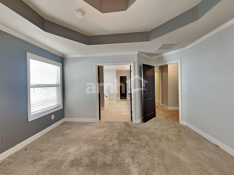 Building Photo - 2575 Dolostone Way