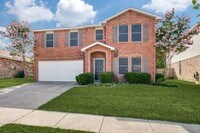 Building Photo - 2528 Red Oak Dr