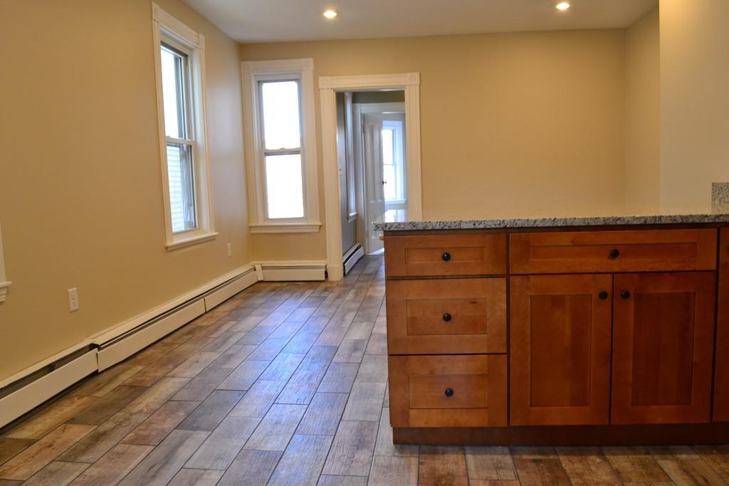 Building Photo - 23 Alston St