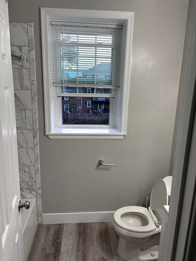 Building Photo - 2876 S Abingdon St