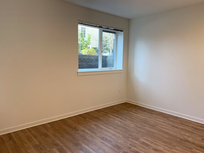 Building Photo - Modern One-Bedroom in the Heart of Wallingford!!!