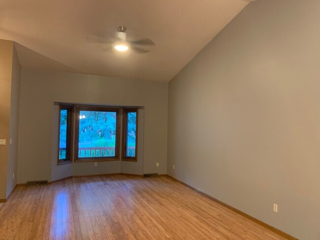 Building Photo - 3104 E Marson Dr