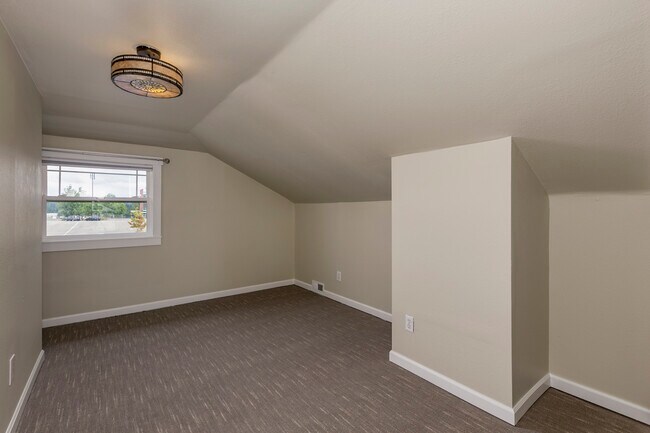 Building Photo - 431 Ave F