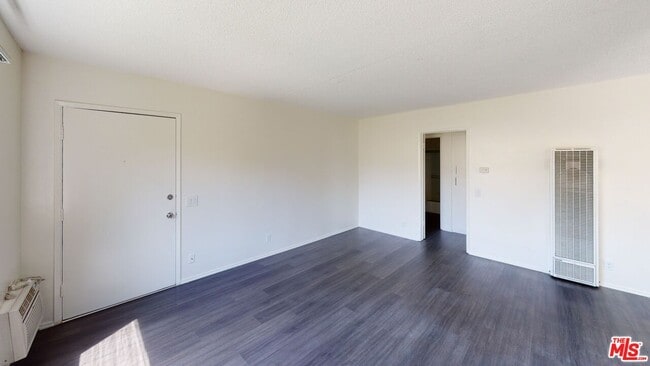 Building Photo - 5236 Kester Ave