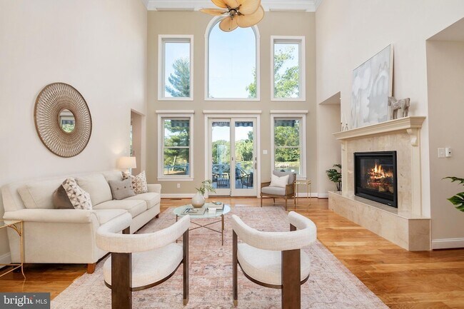 Building Photo - 1576 Bay Head Rd