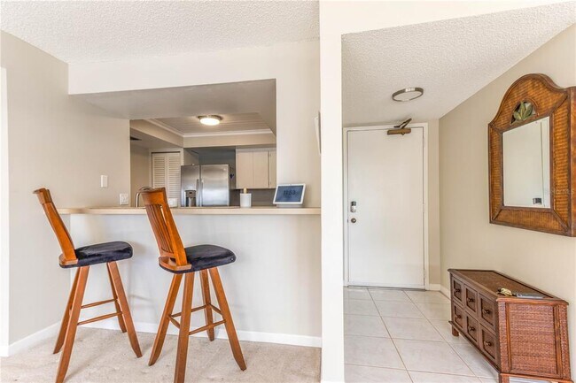 Building Photo - 700 Island Way