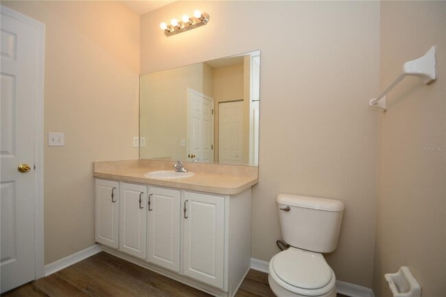 Building Photo - 20 Wheeler Ln