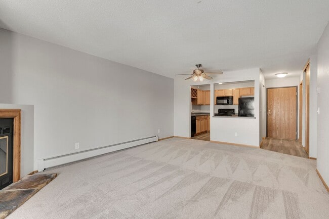Interior Photo - Summer Creek Apartments