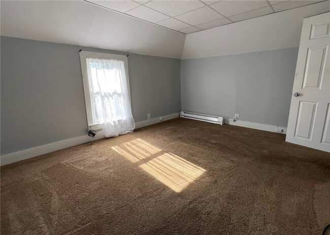 Building Photo - 404 Perry St