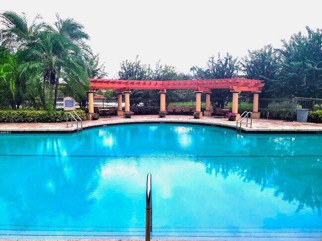 Building Photo - 4167 N Haverhill Rd