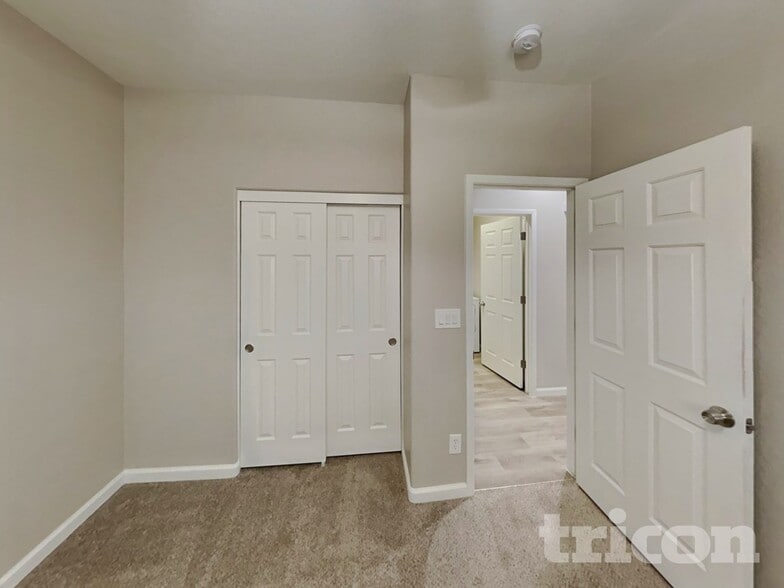 Building Photo - 8737 Dodds Canyon St