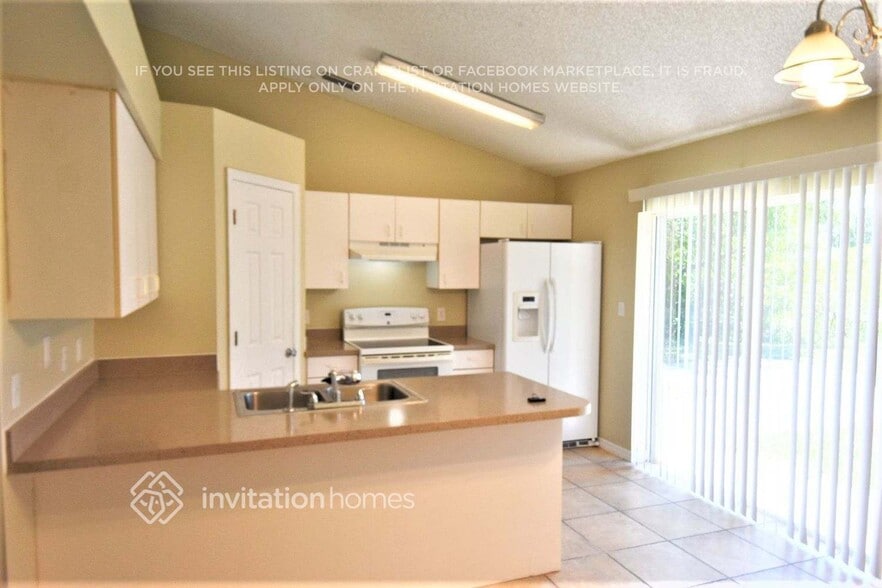 Building Photo - 1786 Hydrangea Rd