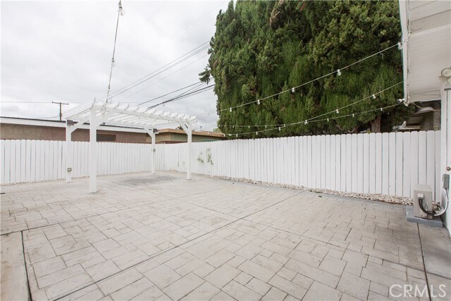 Building Photo - 9703 Lanett Ave