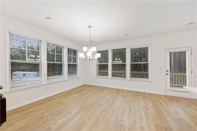 Building Photo - 4200 Pierson Trce