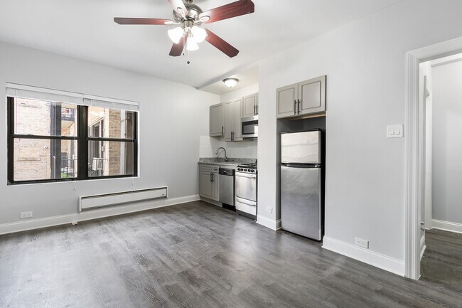 Building Photo - 4555 Malden St