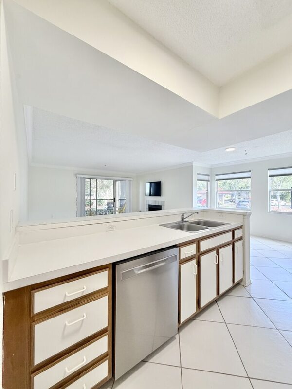 Building Photo - 2400 Feather Sound Dr
