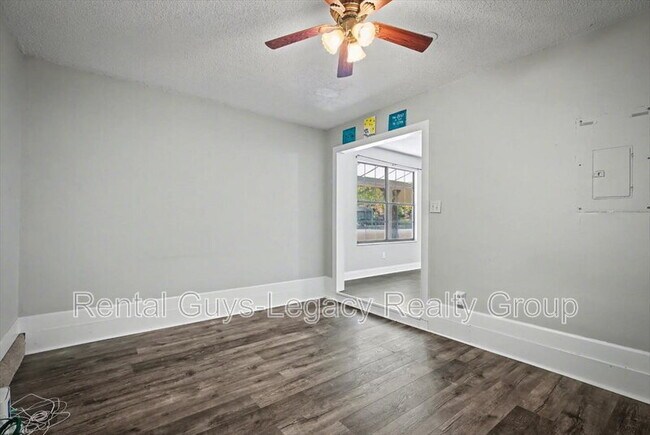 Building Photo - 2120 Blair Rd